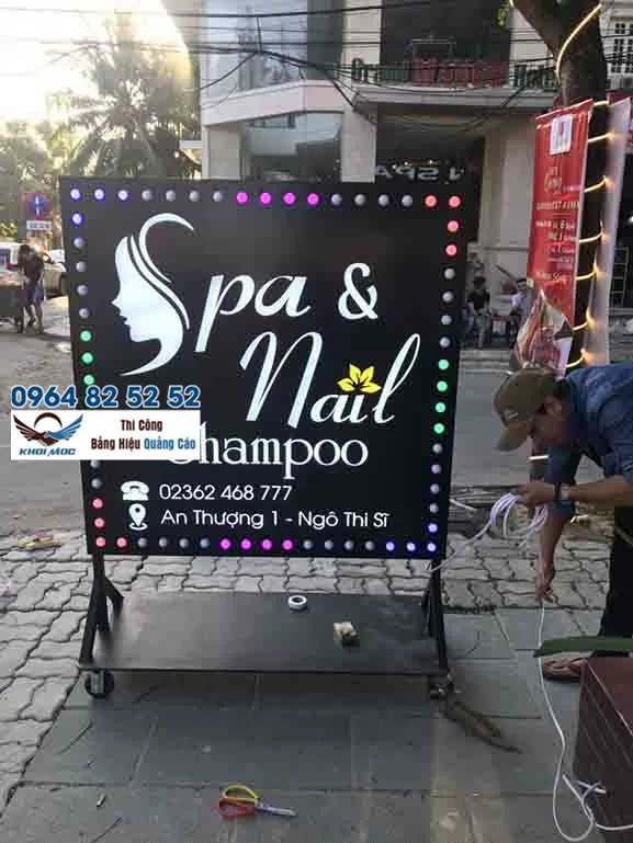 Chuỗi bảng hiệu hộp đèn mica spa nail 2