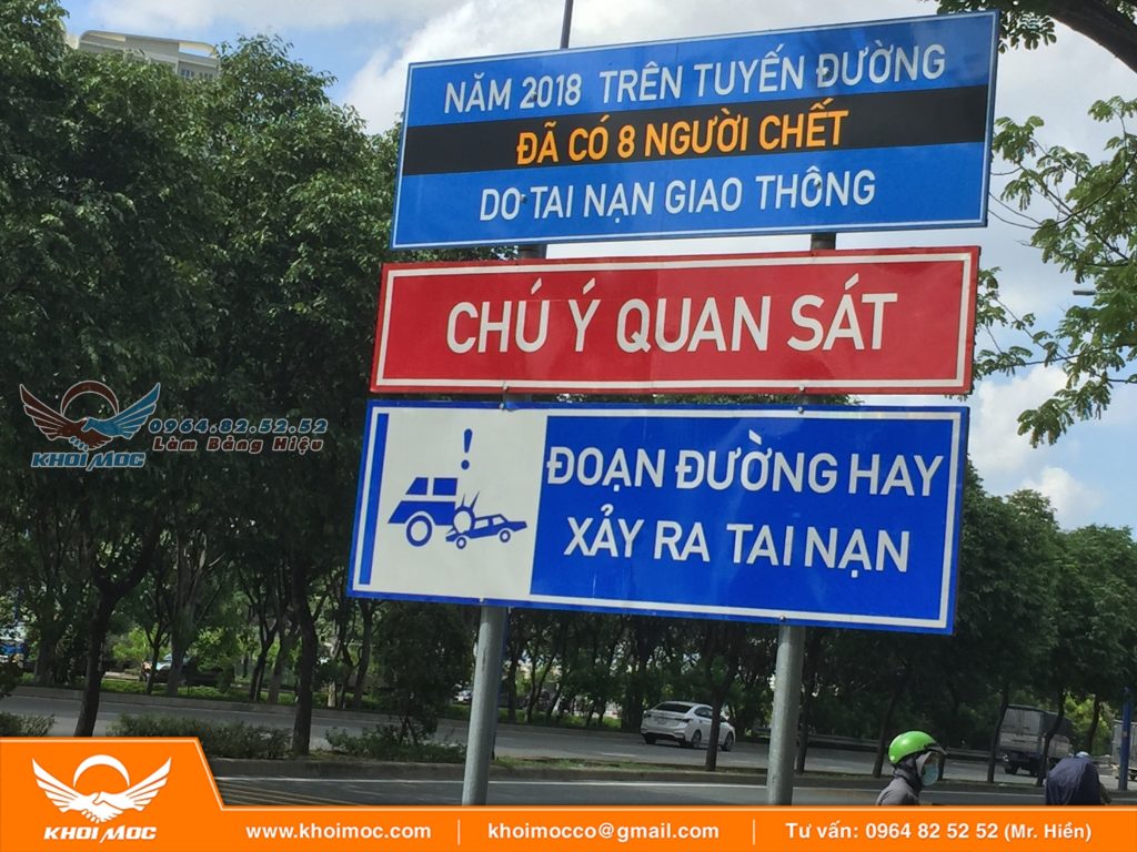Thi Công Chuỗi Biển Báo Giao Thông Tại HCM 626